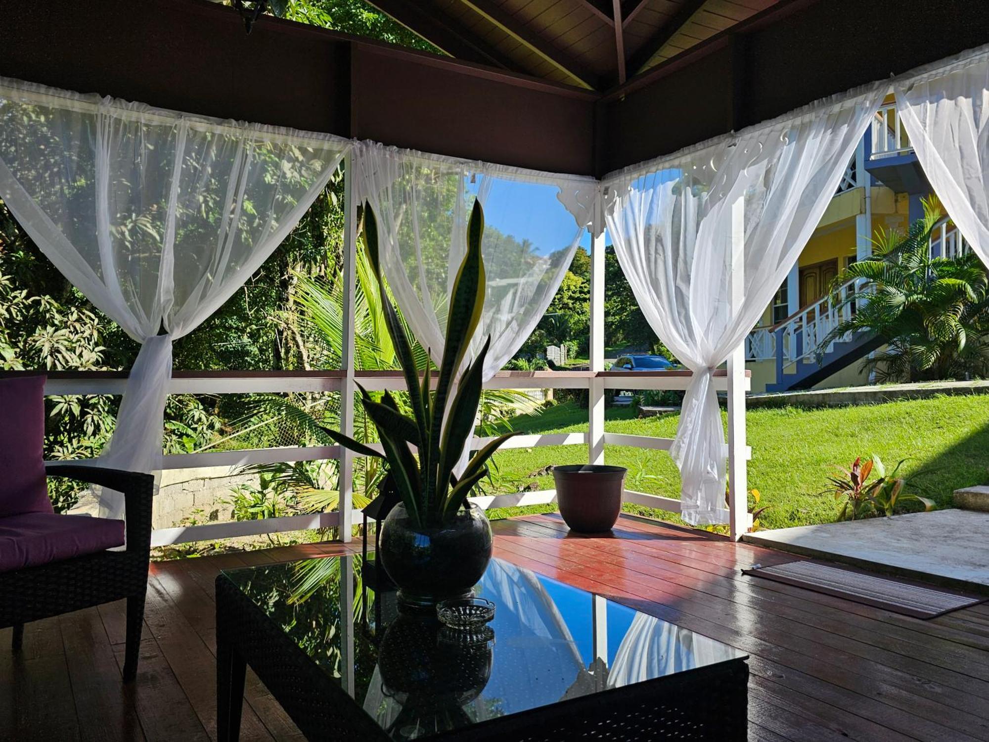 Ferienwohnung Royal Escape - 2 Anse La Raye Exterior foto